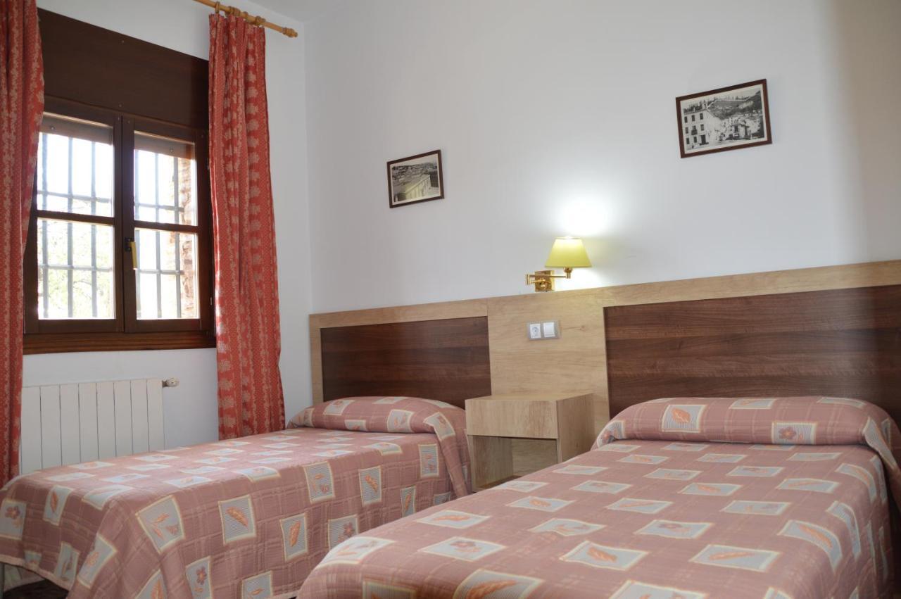 Labella - Hostal Rural Restaurante Ла-Калаорра Экстерьер фото